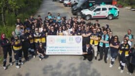 Genç paramedikler afetlere hazırlandı