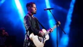 Emre Aydın Harbiye’de Duygulara Dokundu