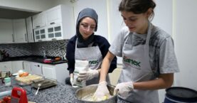 Sakarya’da gençlere özel mutfak atölyesi: Bu hafta İtalya lezzetleri