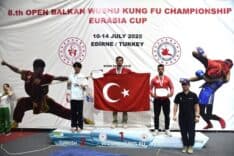 Sakarya'nın wushu yıldızları Edirne'de kürsüyü bırakmadı
