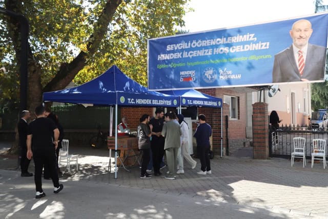 Hendek Belediyesi’nden öğrencilere sıcak karşılama
