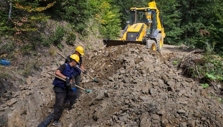 SASKİ Geyve’de 3 yeni içme suyu kaynağı buldu