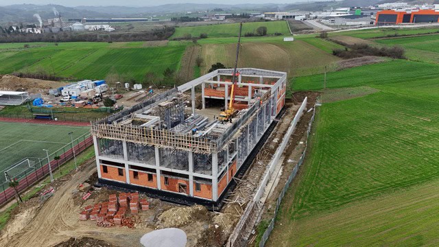 Büyükşehir’in tarihi spor yatırımlarında son durum