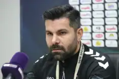 sakaryaspor-altindir-camura-dusse-de-degerini-kaybetmez-1770018465