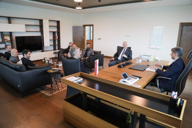 SATSO Heyeti, AKSA Doğalgaz Sakarya’da Yatırım Planları ve Geçiş Sürecini Ele Aldı