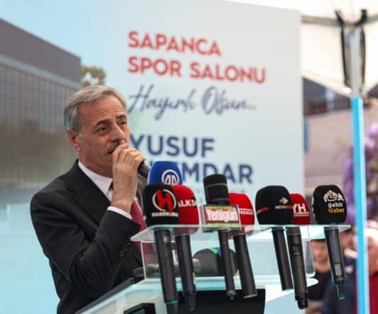 Sapanca’da 3 Katlı Spor Salonu Temeli Atıldı: Gençlere ve İlçeye Yeni Bir Spor Merkezi