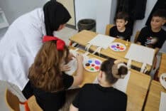 Sakarya'da 23 Nisan'da Çocuklar Sanat Atölyesi ve Şiirlerle Bayramı Kutladı