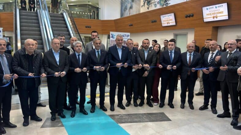 d07b7b00-304b-498a-874e-437e02565493-1