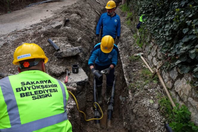 Sapanca Kuruçeşme Mahallesi’nde Yenilenen Su Hattı Hizmete Sunuldu