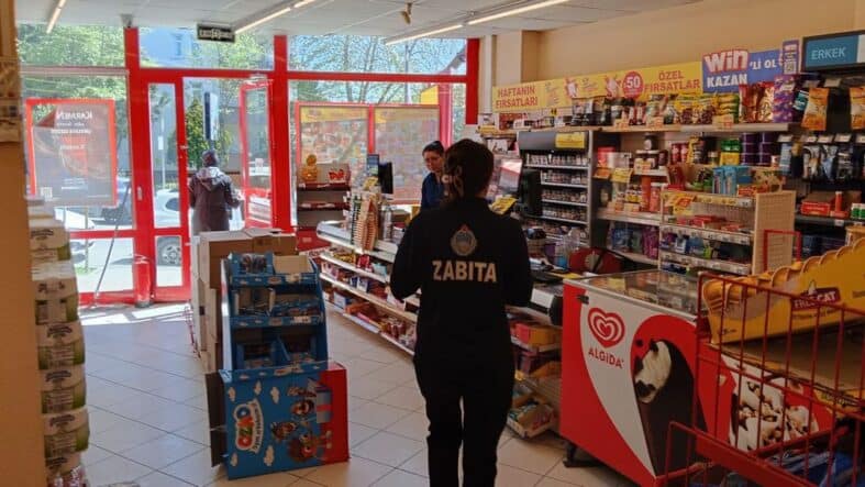 Serdivan’da Fırın ve Marketlerde Hijyen ile Etiket Denetimleri Yoğunlaştı