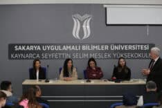 Kaynarca MYO’da Vergi Uzmanları Öğrencilerle Kariyer Deneyimlerini Paylaştı