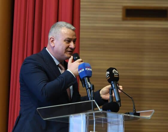 Serdivan’da Raylı Sistem Projesi ve Altyapı Yatırımları İlçe Danışma Meclisi’nde Gündeme Taşındı