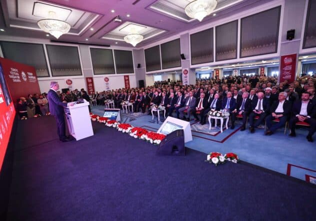 Sakarya’da Yusuf Alemdar’ın İki Yıllık Görevinde Gerçekleştirilen Hizmetler ve Yeni Projeler Tanıtıldı